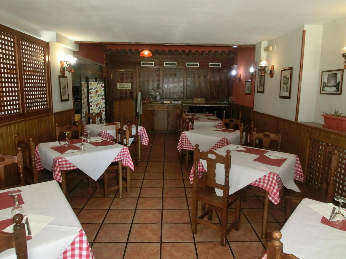 Hostal Jaime I Huesca Exterior photo